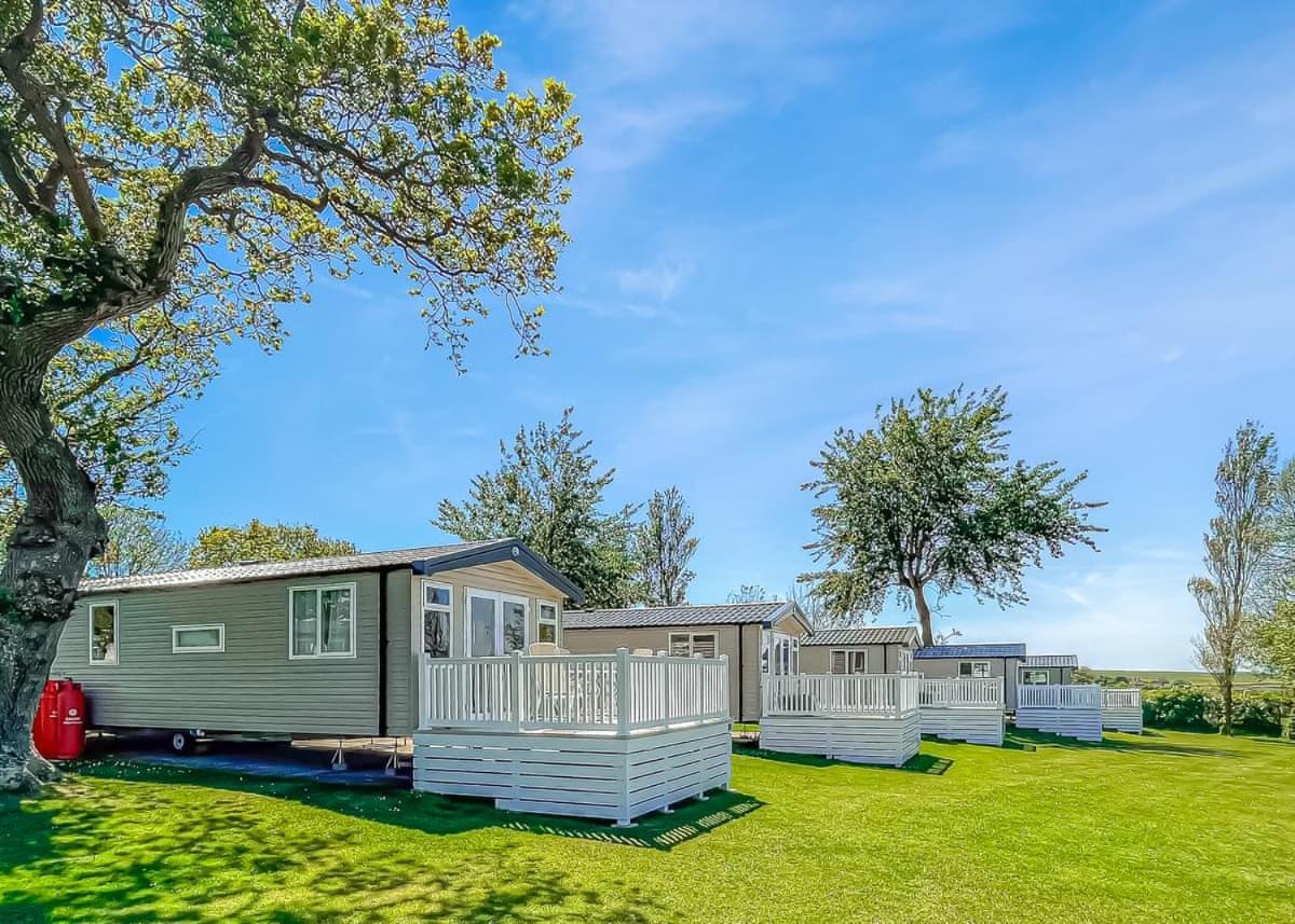 Orchards Holiday Park Newbridge  Ngoại thất bức ảnh